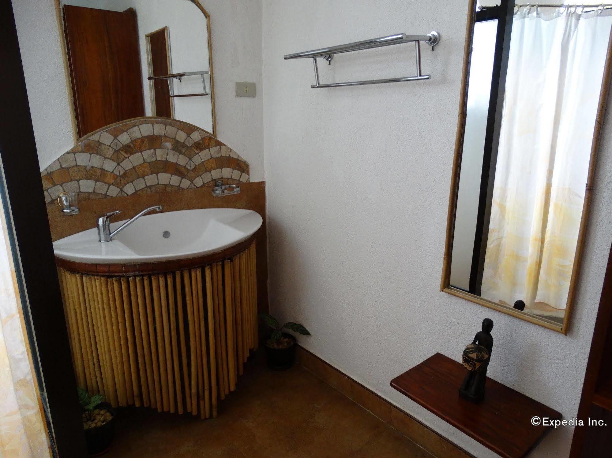Floral Villarosa Puerto Princesa Εξωτερικό φωτογραφία